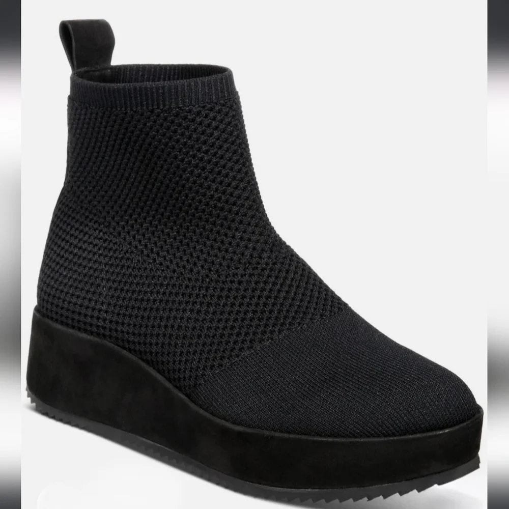 Eileen Fisher Women's Mars Knit Black Wedge Heel Booties New Size 7.5